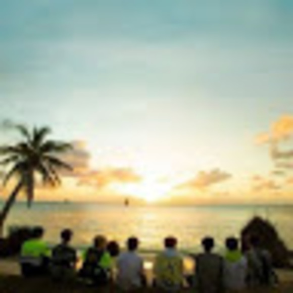 Meet your Posher, Leslie - Picture 1 of 1